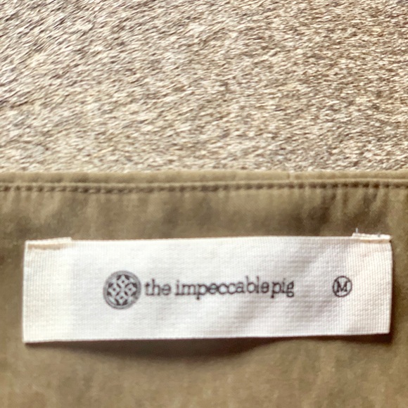 High waisted bow skirt! - Picture 3 of 3